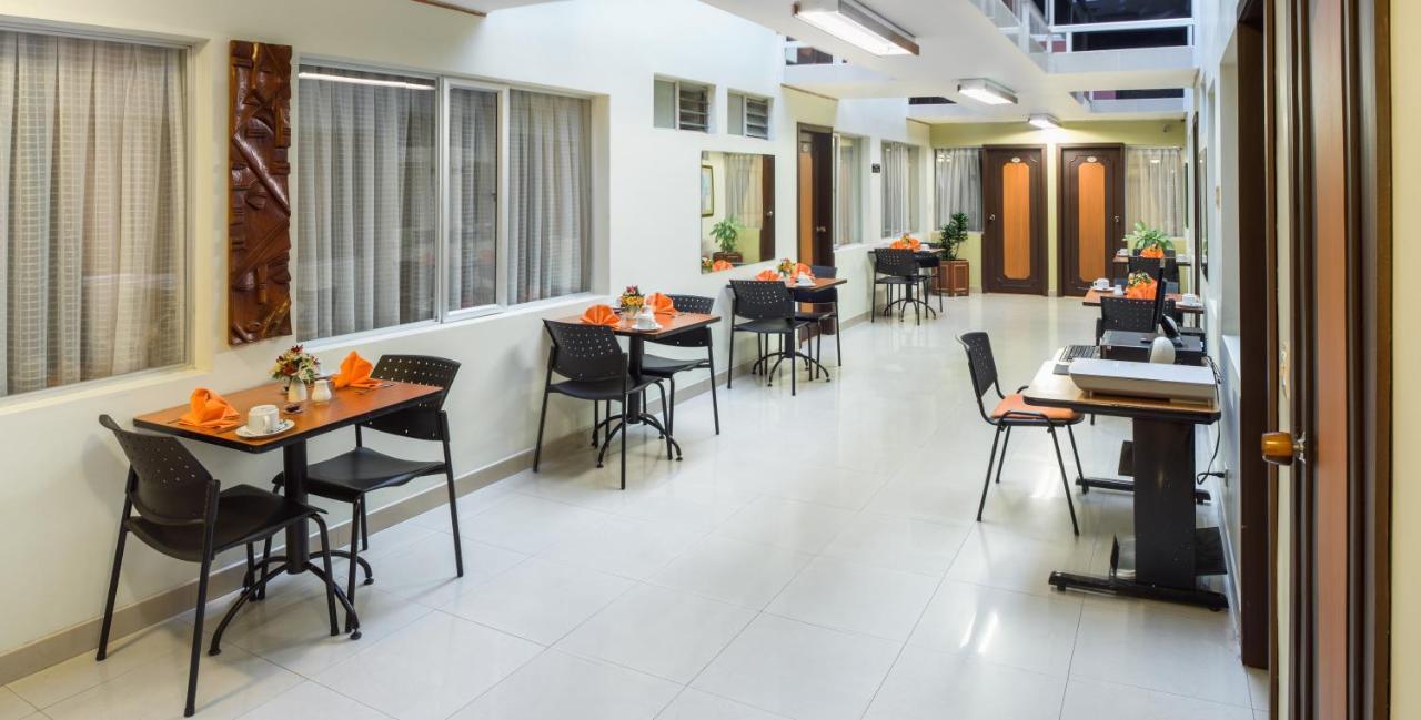 Hotel Americana Pasto Esterno foto